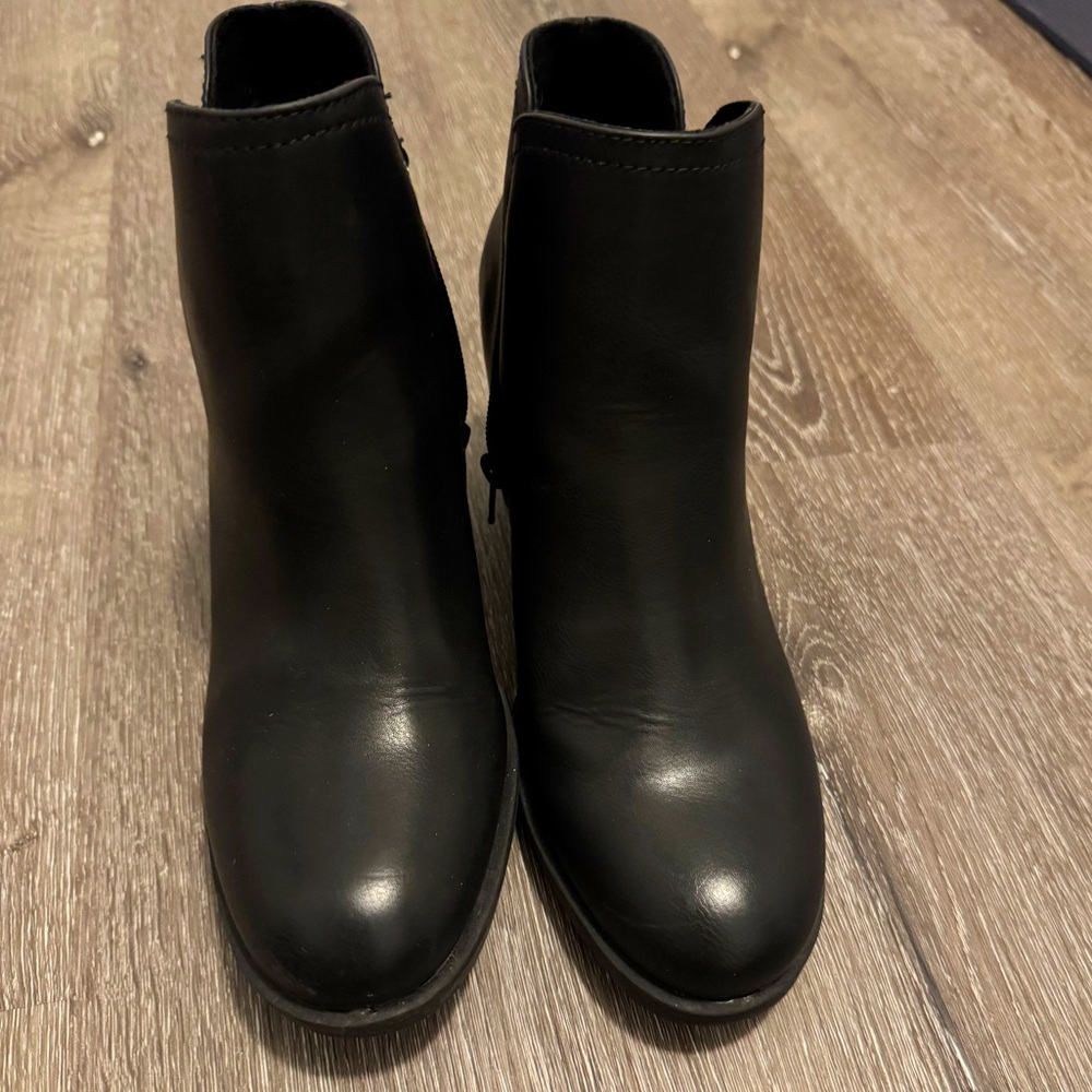 b.o.c. Black Ankle Boots